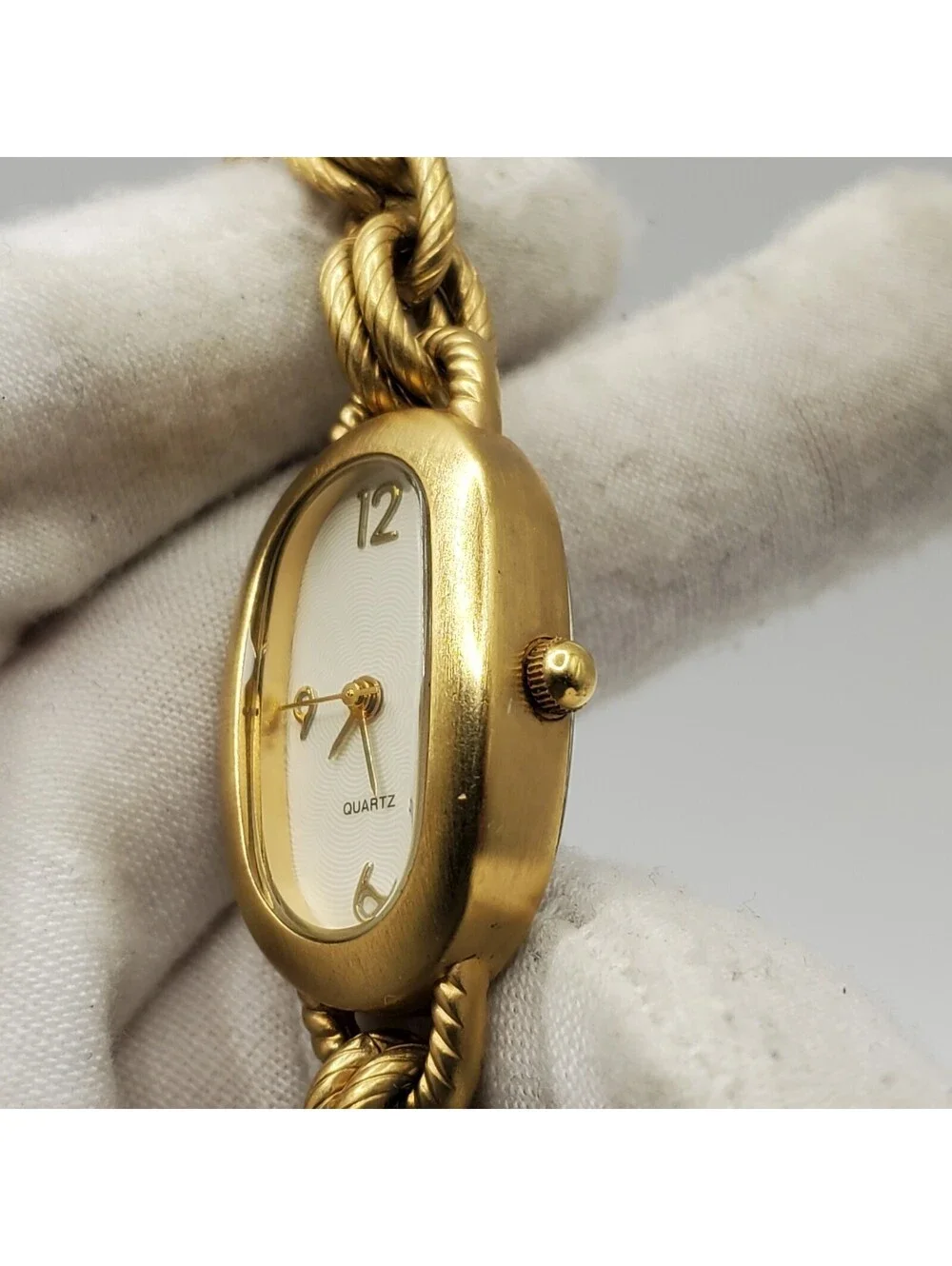 Quartz Chain Link Style Band Womens Watch  Gold Tone 19mm New Battery